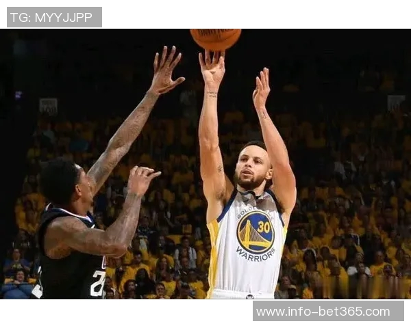 维金斯下半场发力贡献13分全场17分7篮板表现值得肯定