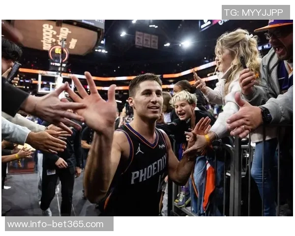 膝盖韧带撕裂与腿部骨折无法阻挡格林复出后能否为太阳落选秀提供替补支持