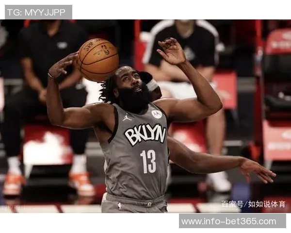 科林斯解析小卡与哈登的领导力表现场内外积极发声引领球队